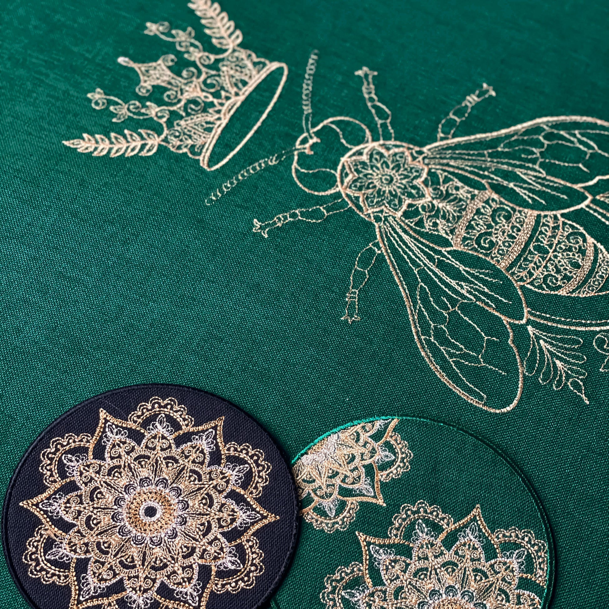Zestaw podkładek czarnych Mandala 4 szt. - HAFTINA HOME